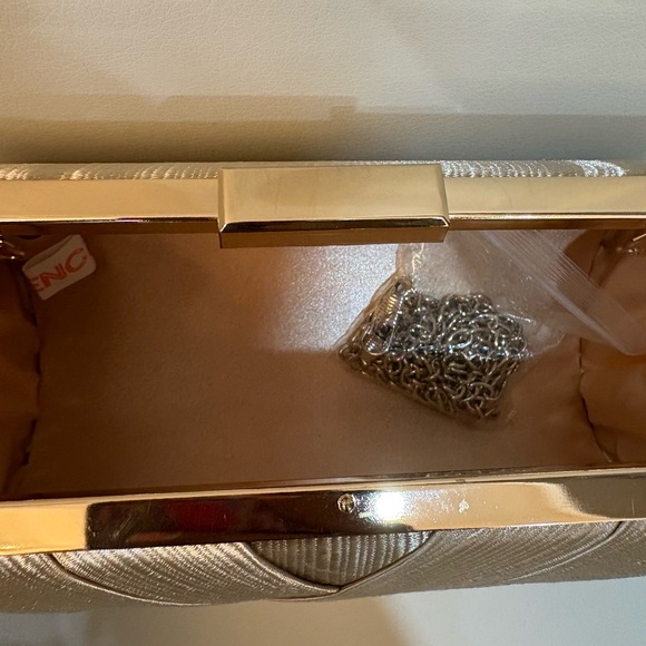 Rose Gold Clutch with Tassel. Used only once! Comes with strap - Picture 4 of 8